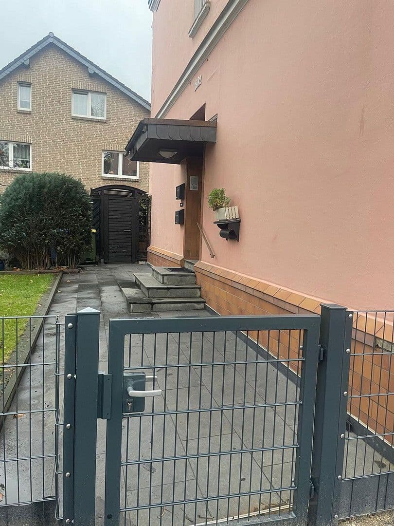 Pronájem kanceláře 81 m², Am Hallenbad 5, Oberhausen, Severní Porýní-Vestfálsko Pronájem kanceláře 81 m², Am Hallenbad 5, Oberhausen, Severní Porýní-Vestfálsko