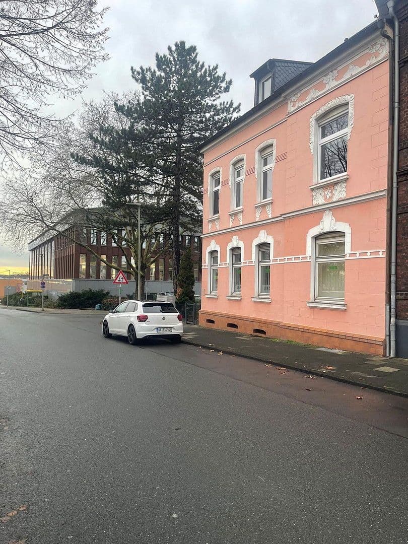 Pronájem kanceláře 81 m², Am Hallenbad 5, Oberhausen, Severní Porýní-Vestfálsko Pronájem kanceláře 81 m², Am Hallenbad 5, Oberhausen, Severní Porýní-Vestfálsko