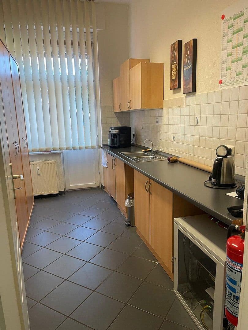 Pronájem kanceláře 81 m², Am Hallenbad 5, Oberhausen, Severní Porýní-Vestfálsko Pronájem kanceláře 81 m², Am Hallenbad 5, Oberhausen, Severní Porýní-Vestfálsko