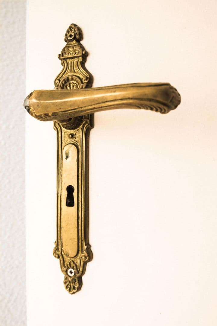 Prodej bytu 2+1 41 m², Ohmstr. 5, Berlin, Berlín Prodej bytu 2+1 41 m², Ohmstr. 5, Berlin, Berlín