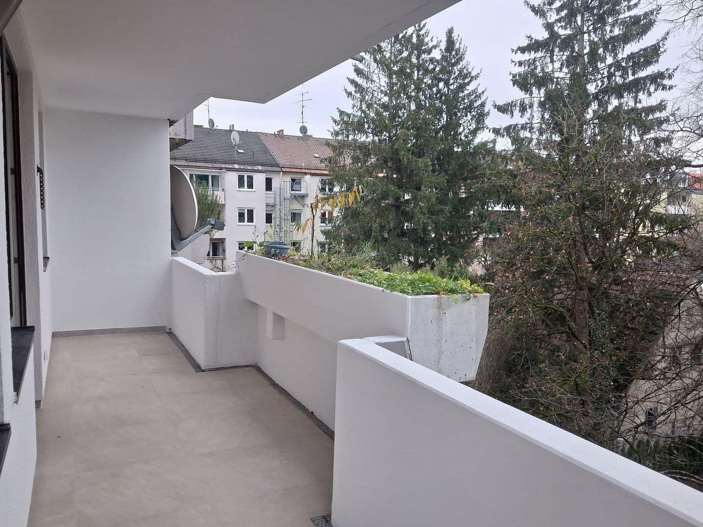Pronájem bytu 3+1 95 m², Berg-am-Laim-Str. 60a, München, Bavorsko Pronájem bytu 3+1 95 m², Berg-am-Laim-Str. 60a, München, Bavorsko