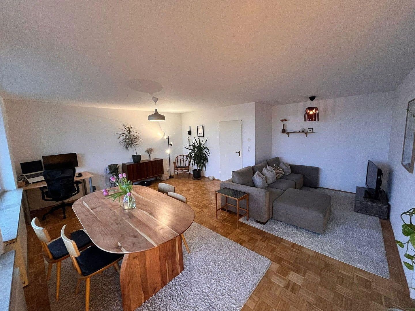 Pronájem bytu 3+1 95 m², Berg-am-Laim-Str. 60a, München, Bavorsko Pronájem bytu 3+1 95 m², Berg-am-Laim-Str. 60a, München, Bavorsko