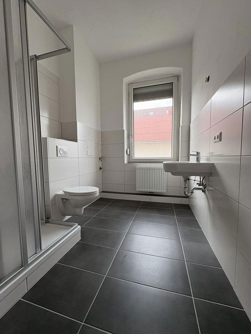 Pronájem bytu 3+1 83 m², Clara-Zetkin-Str. 18, Žitava, Sasko Pronájem bytu 3+1 83 m², Clara-Zetkin-Str. 18, Žitava, Sasko