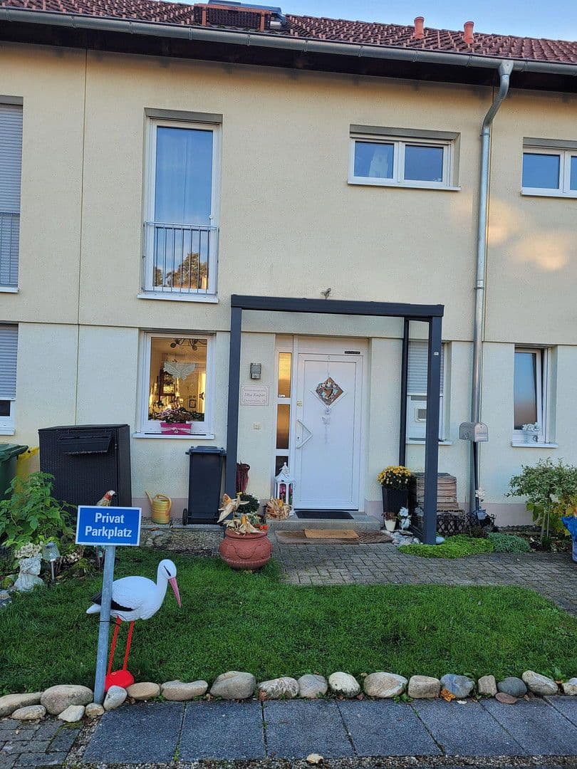 Prodej domu 136 m², pozemek 211 m², Dietentalstraße 29, Villingen-Schwenningen, Bádensko-Württembersko Prodej domu 136 m², pozemek 211 m², Dietentalstraße 29, Villingen-Schwenningen, Bádensko-Württembersko