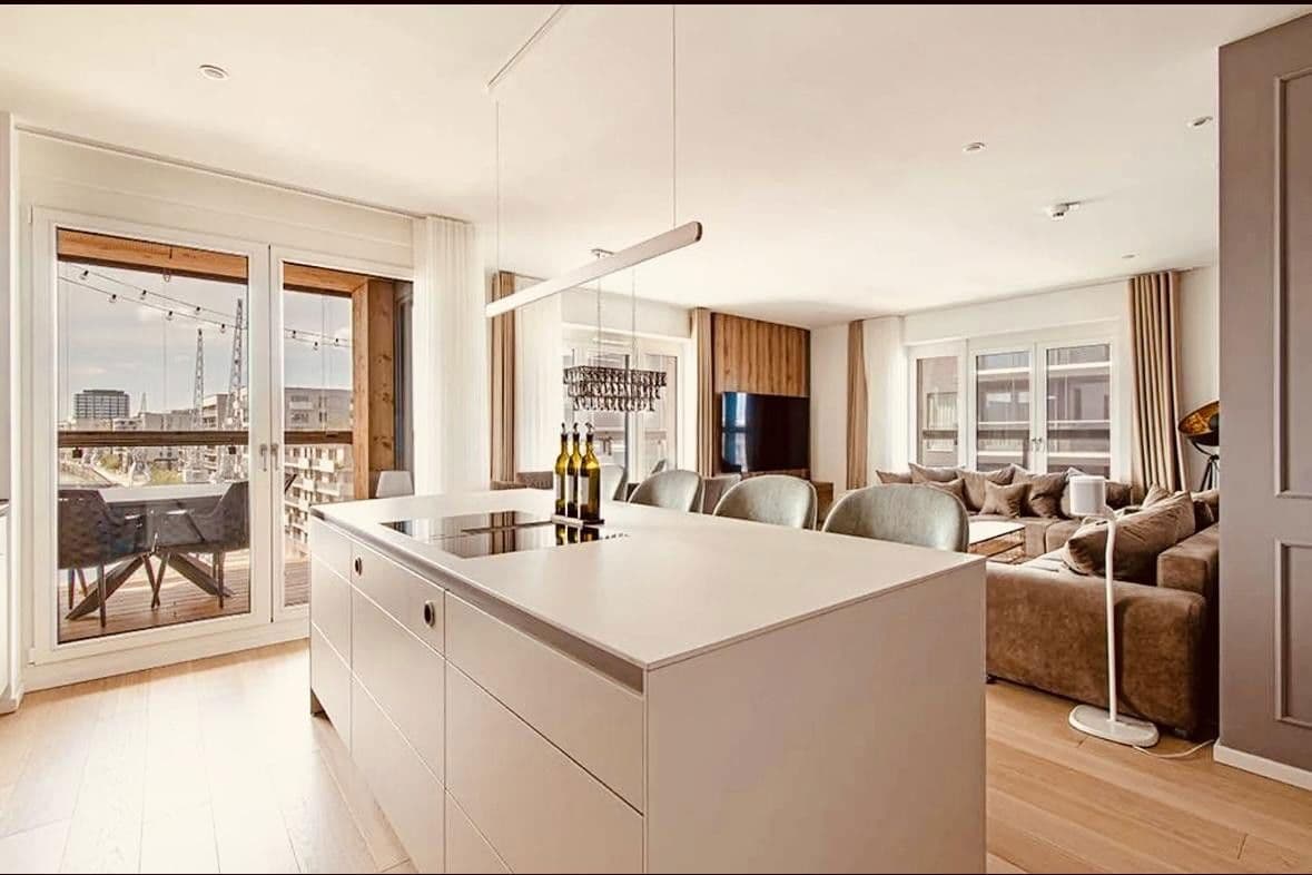 Prodej bytu 4+1 127 m², Hamburg, Hamburg Prodej bytu 4+1 127 m², Hamburg, Hamburg