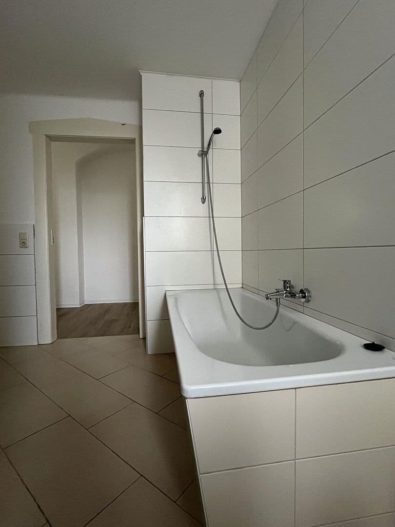 Pronájem bytu 4+1 133 m², Lassallestraße 9, Cvikov, Sasko Pronájem bytu 4+1 133 m², Lassallestraße 9, Cvikov, Sasko