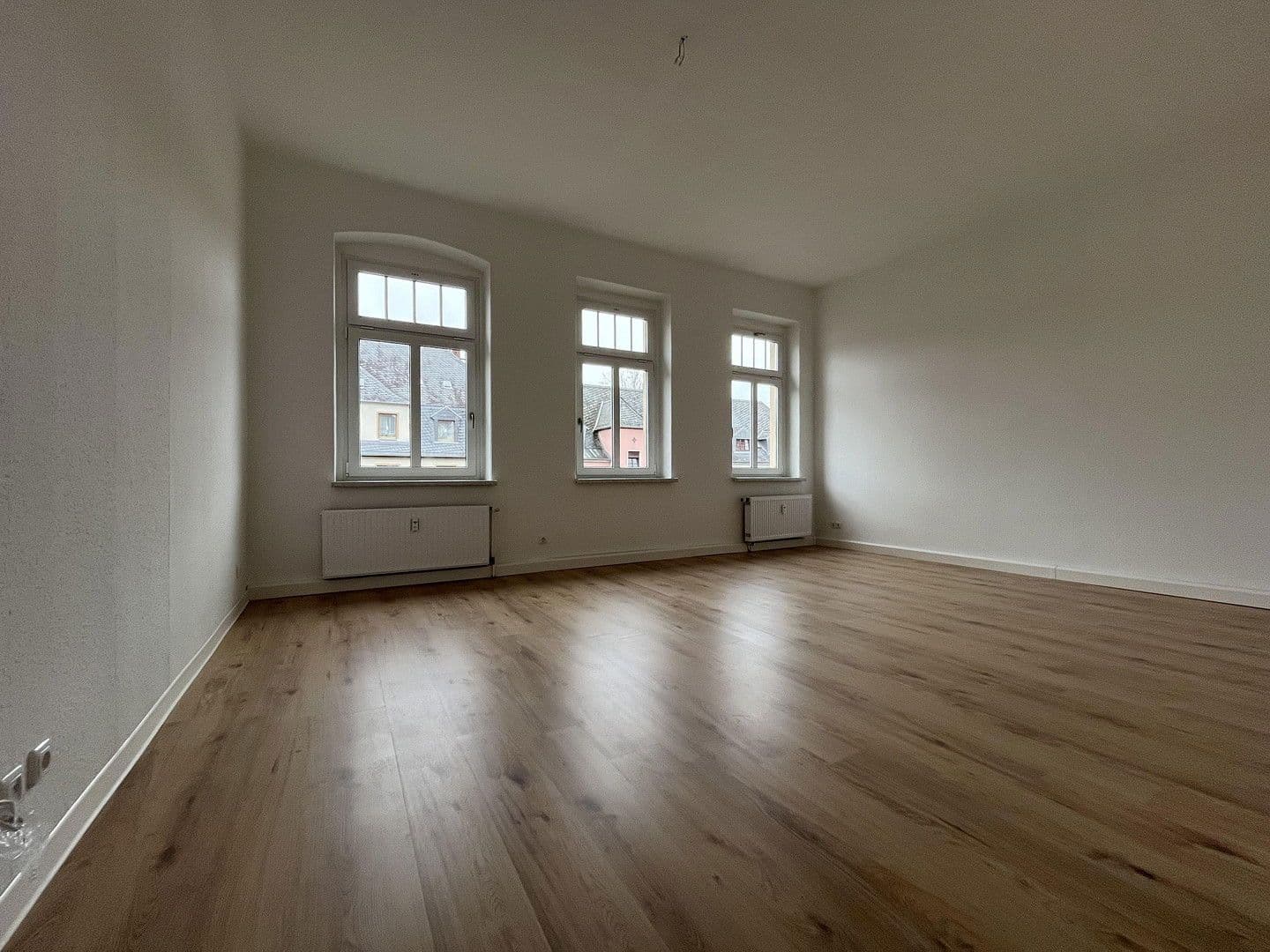 Pronájem bytu 4+1 133 m², Lassallestraße 9, Cvikov, Sasko Pronájem bytu 4+1 133 m², Lassallestraße 9, Cvikov, Sasko
