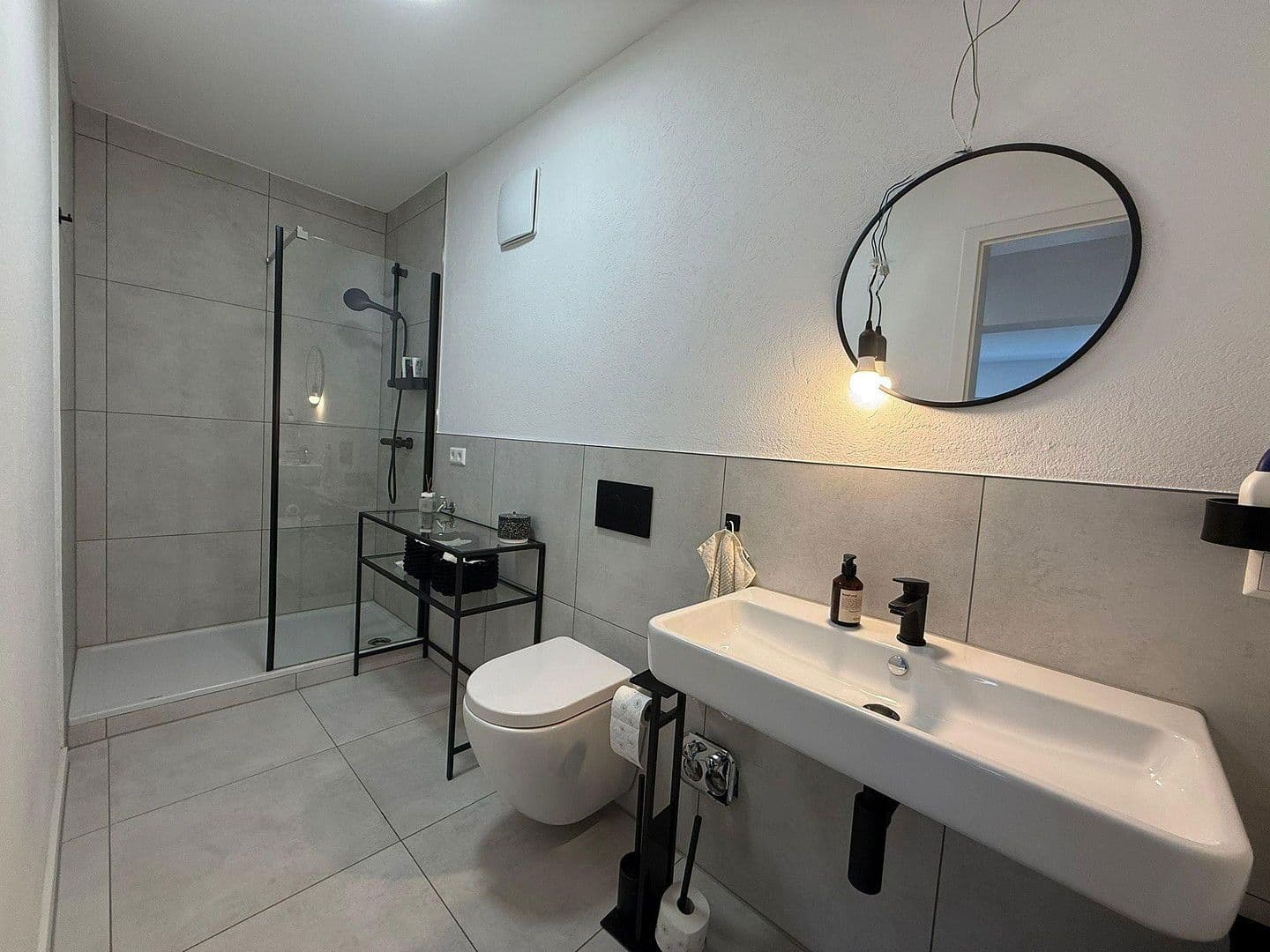 Pronájem bytu 3+1 73 m², Innsbrucker Straße 32, Heilbronn, Bádensko-Württembersko Pronájem bytu 3+1 73 m², Innsbrucker Straße 32, Heilbronn, Bádensko-Württembersko