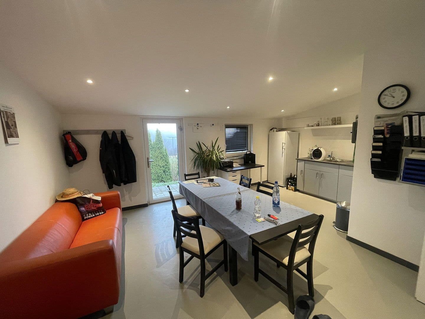 Pronájem nebytového prostoru 150 m², Passauer Straße 26, Ruderting, Bavorsko Pronájem nebytového prostoru 150 m², Passauer Straße 26, Ruderting, Bavorsko