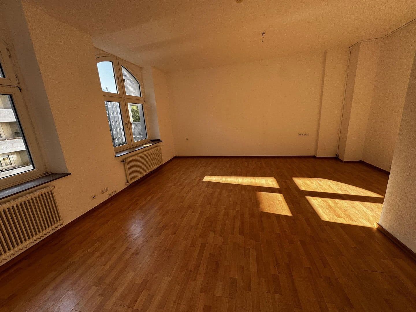Pronájem bytu 3+1 106 m², Hausmannstraße 22, Dortmund, Severní Porýní-Vestfálsko Pronájem bytu 3+1 106 m², Hausmannstraße 22, Dortmund, Severní Porýní-Vestfálsko