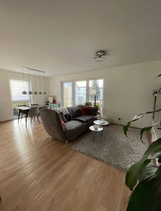 Pronájem bytu 3+1 77 m², Villingen-Schwenningen, Bádensko-Württembersko Pronájem bytu 3+1 77 m², Villingen-Schwenningen, Bádensko-Württembersko