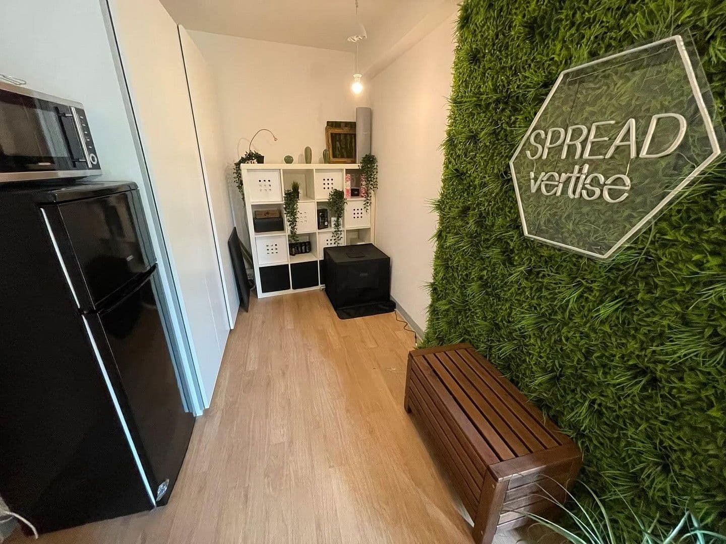 Pronájem kanceláře 82 m², Benesisstr., 24-32, Köln, Severní Porýní-Vestfálsko Pronájem kanceláře 82 m², Benesisstr., 24-32, Köln, Severní Porýní-Vestfálsko