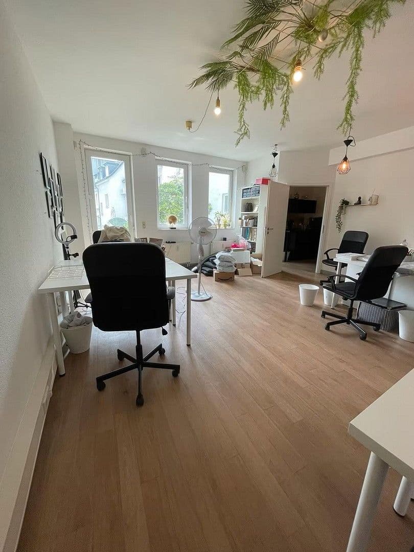 Pronájem kanceláře 82 m², Benesisstr., 24-32, Köln, Severní Porýní-Vestfálsko Pronájem kanceláře 82 m², Benesisstr., 24-32, Köln, Severní Porýní-Vestfálsko