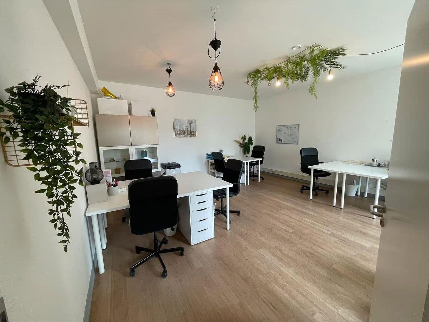 Pronájem kanceláře 82 m², Benesisstr., 24-32, Köln, Severní Porýní-Vestfálsko Pronájem kanceláře 82 m², Benesisstr., 24-32, Köln, Severní Porýní-Vestfálsko