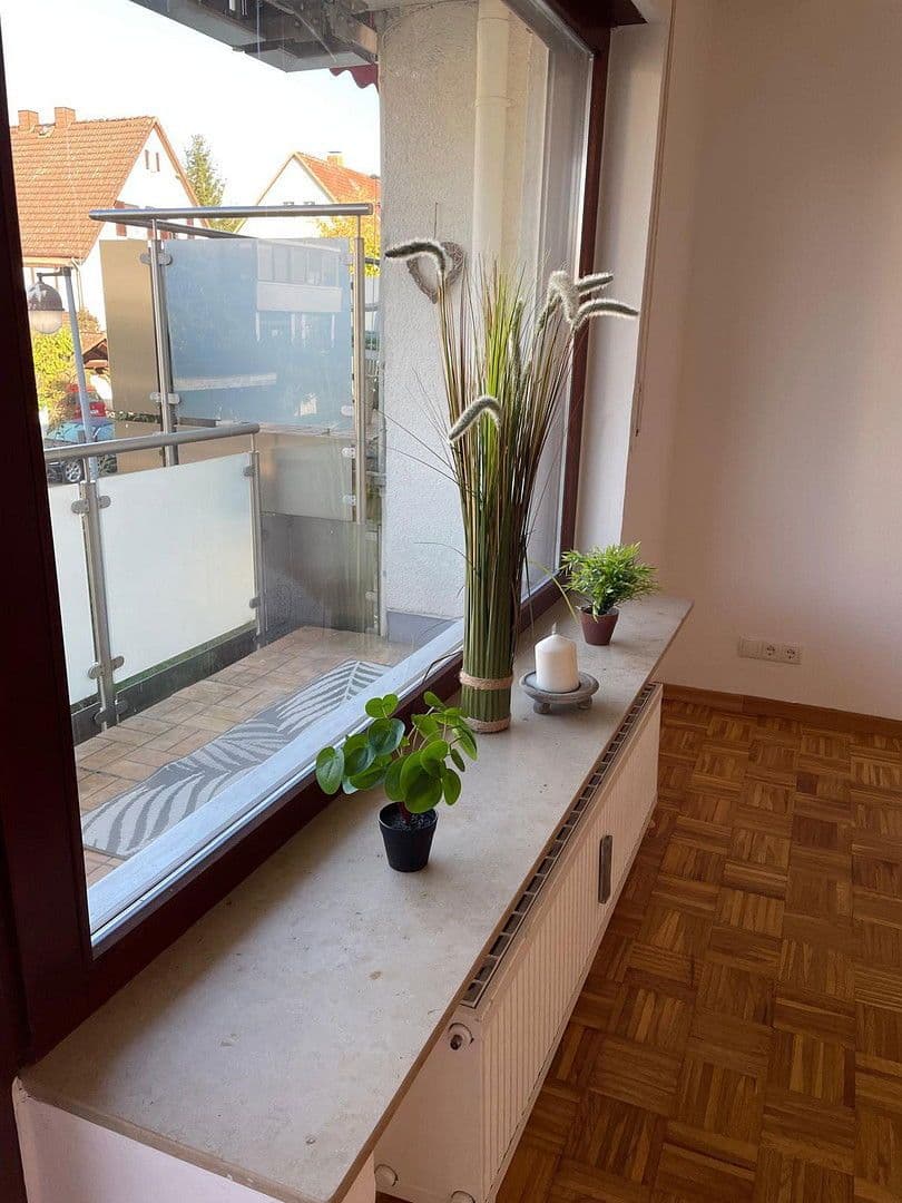 Pronájem bytu 3+1 74 m², Waldecker Straße 33, Bad Pyrmont, Dolní Sasko Pronájem bytu 3+1 74 m², Waldecker Straße 33, Bad Pyrmont, Dolní Sasko