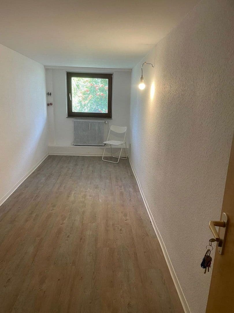 Pronájem bytu 3+1 74 m², Waldecker Straße 33, Bad Pyrmont, Dolní Sasko Pronájem bytu 3+1 74 m², Waldecker Straße 33, Bad Pyrmont, Dolní Sasko