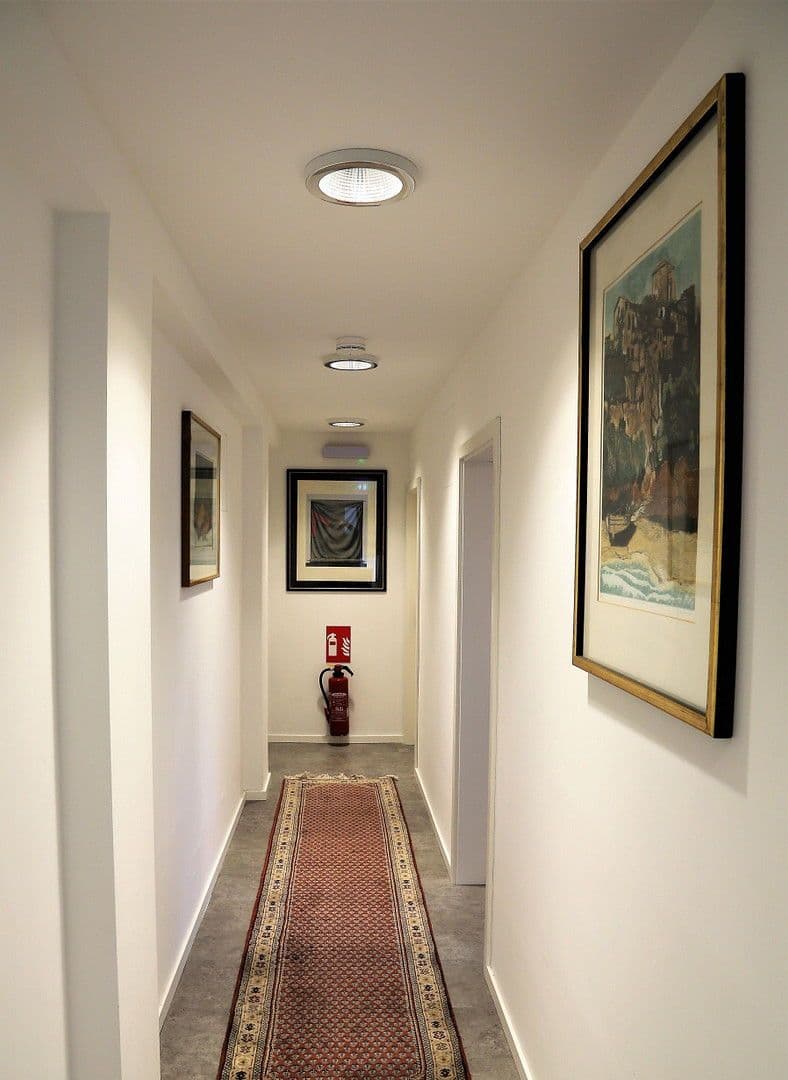 Pronájem nebytového prostoru 640 m², Mülheim an der Ruhr, Severní Porýní-Vestfálsko Pronájem nebytového prostoru 640 m², Mülheim an der Ruhr, Severní Porýní-Vestfálsko