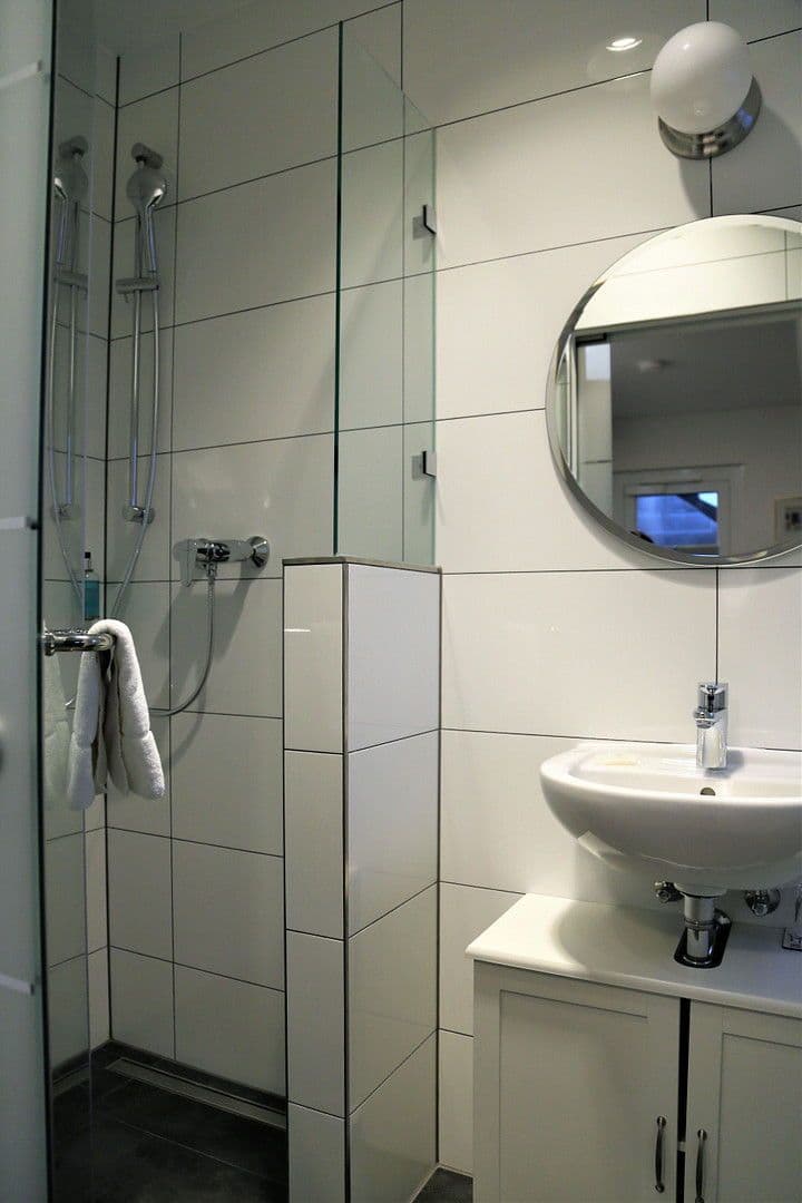 Pronájem nebytového prostoru 640 m², Mülheim an der Ruhr, Severní Porýní-Vestfálsko Pronájem nebytového prostoru 640 m², Mülheim an der Ruhr, Severní Porýní-Vestfálsko