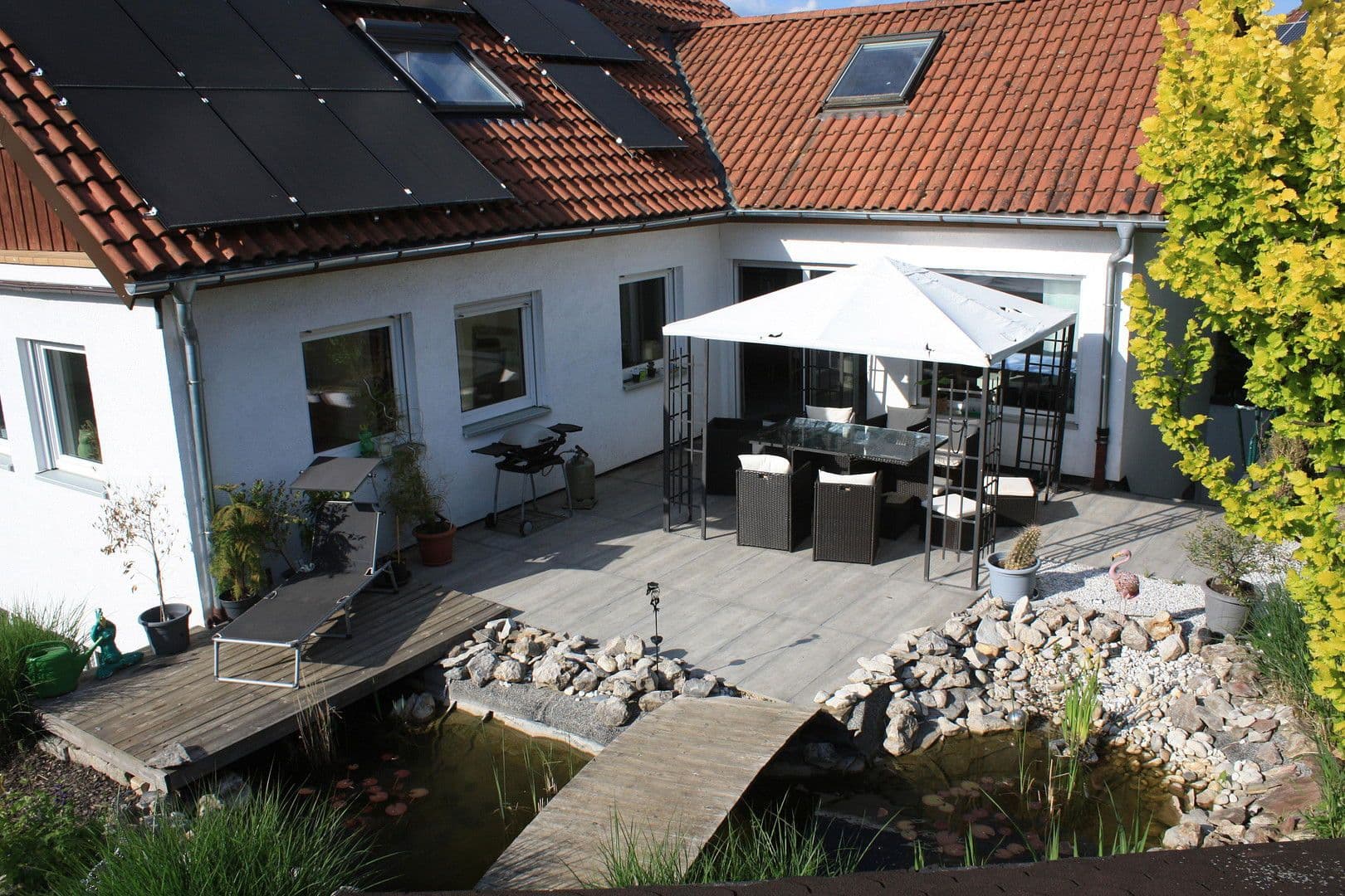 Prodej domu 230 m², pozemek 923 m², Eckental, Bavorsko Prodej domu 230 m², pozemek 923 m², Eckental, Bavorsko