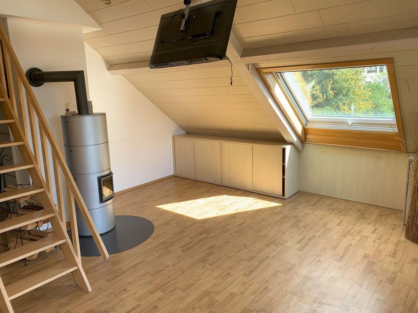 Prodej domu 230 m², pozemek 923 m², Eckental, Bavorsko Prodej domu 230 m², pozemek 923 m², Eckental, Bavorsko