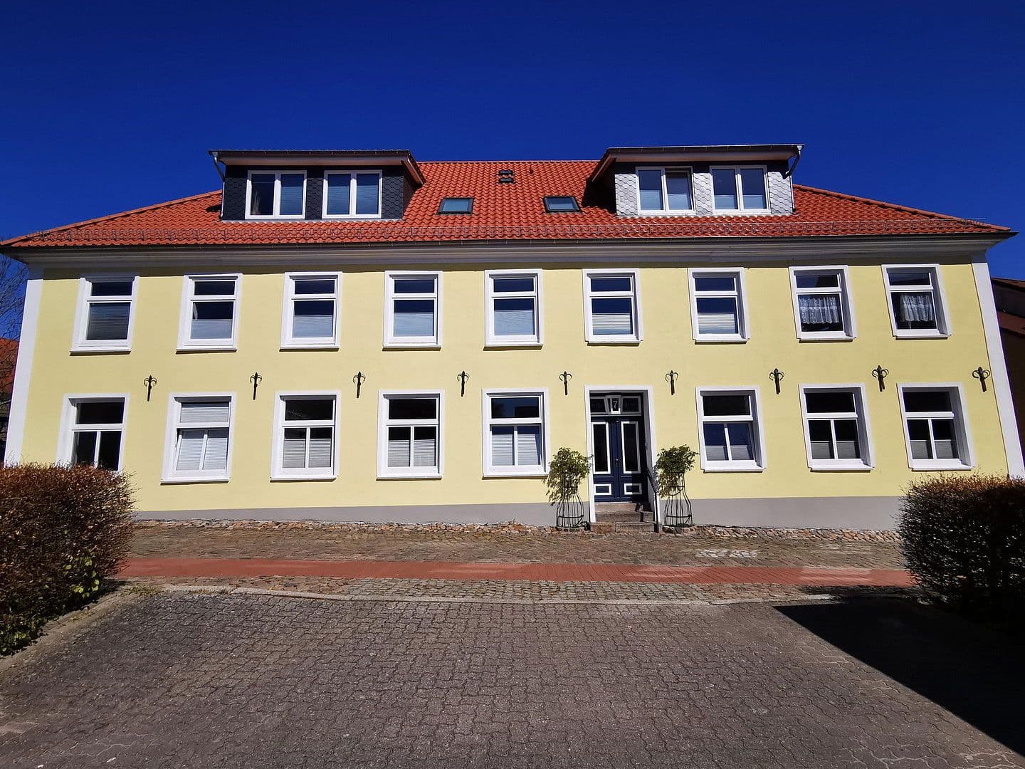 Pronájem bytu 3+1 85 m², Hafenstraße 7, Šlesvik, Šlesvicko-Holštýnsko Pronájem bytu 3+1 85 m², Hafenstraße 7, Šlesvik, Šlesvicko-Holštýnsko