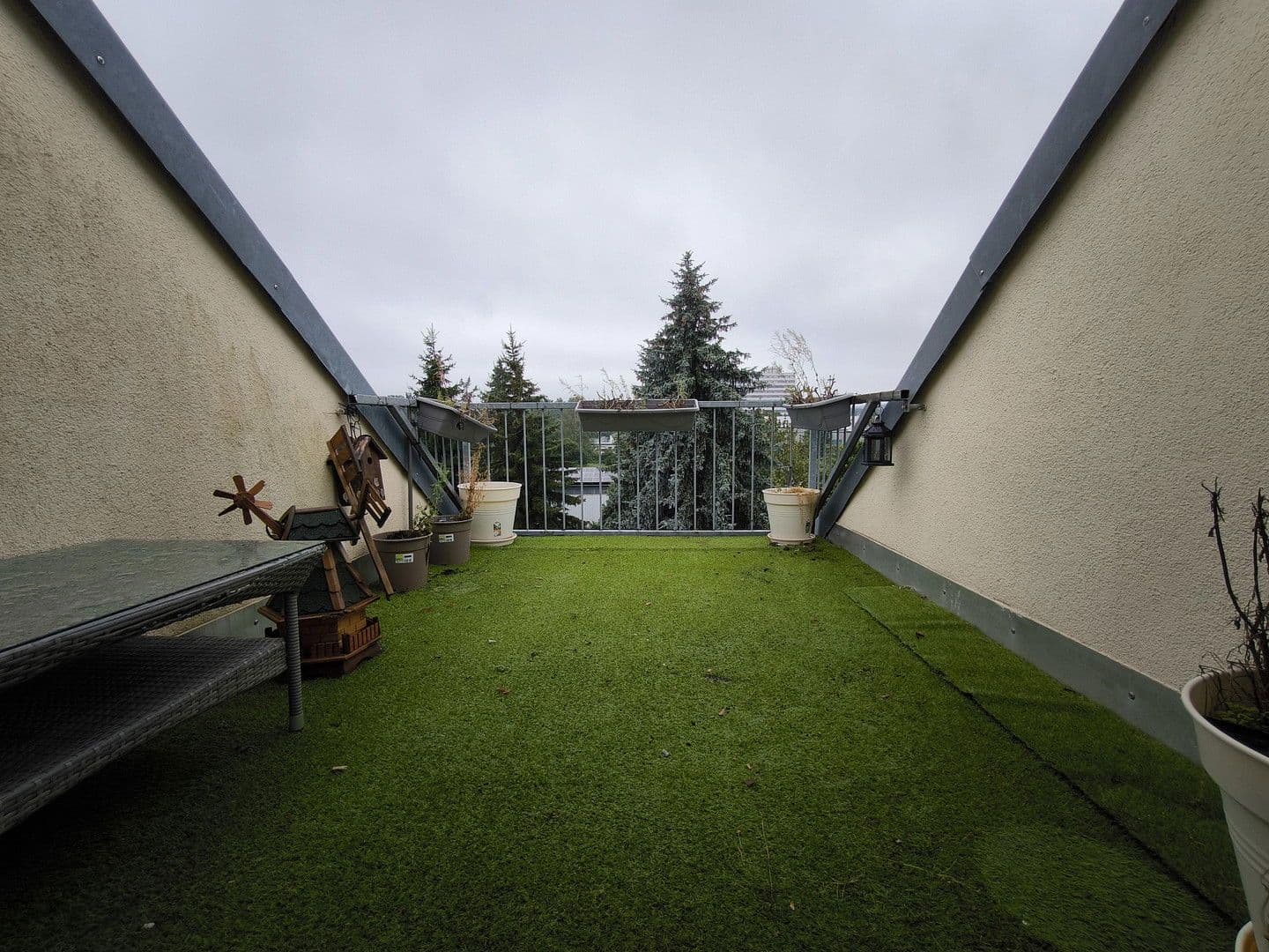 Pronájem bytu 4+1 115 m², Chemnitztalstraße 159, Chemnitz, Sasko Pronájem bytu 4+1 115 m², Chemnitztalstraße 159, Chemnitz, Sasko