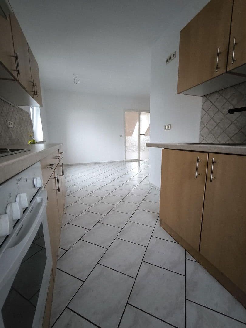 Pronájem bytu 4+1 115 m², Chemnitztalstraße 159, Chemnitz, Sasko Pronájem bytu 4+1 115 m², Chemnitztalstraße 159, Chemnitz, Sasko