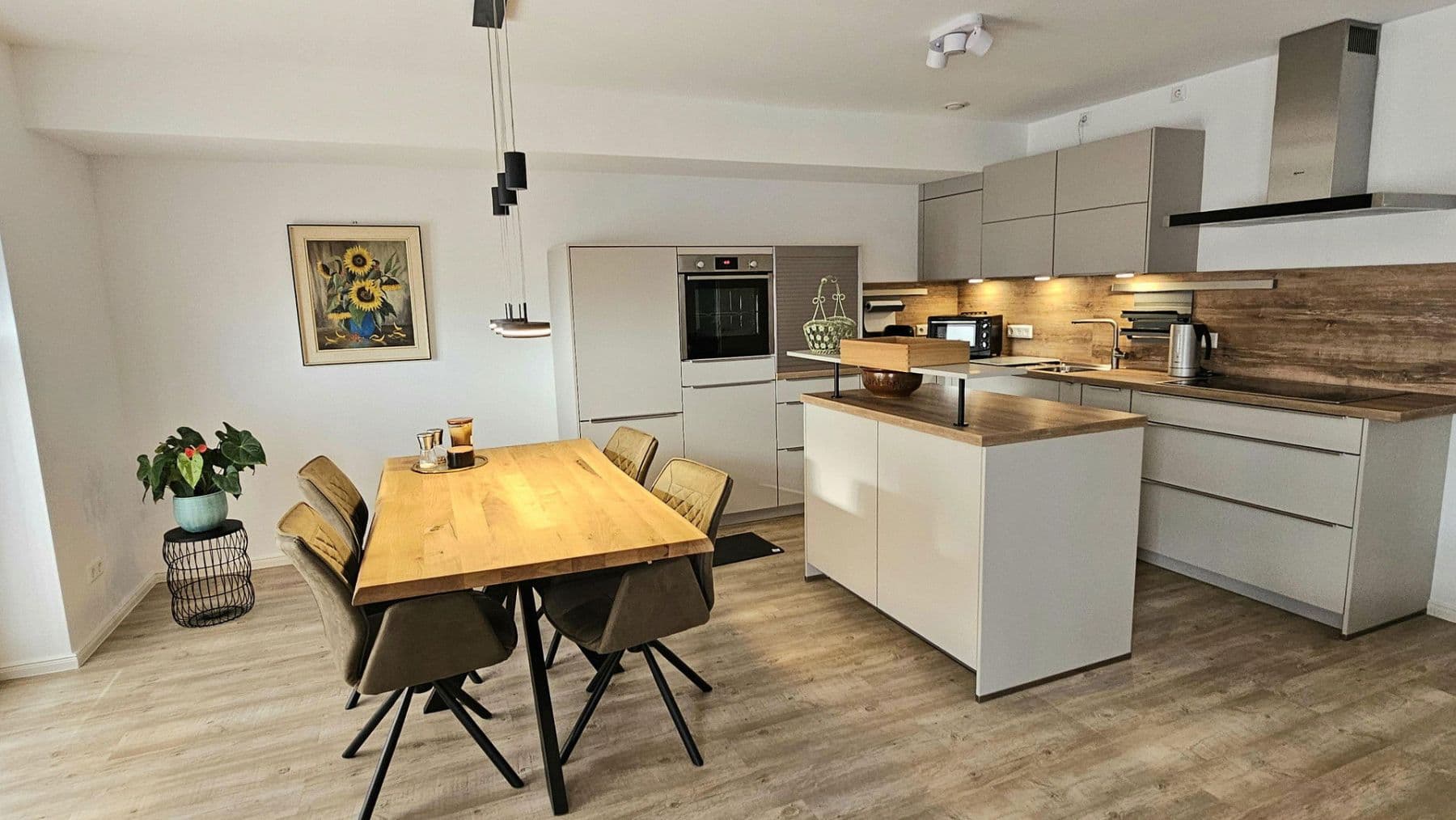 Prodej bytu 2+1 80 m², Nienhagen, Dolní Sasko Prodej bytu 2+1 80 m², Nienhagen, Dolní Sasko