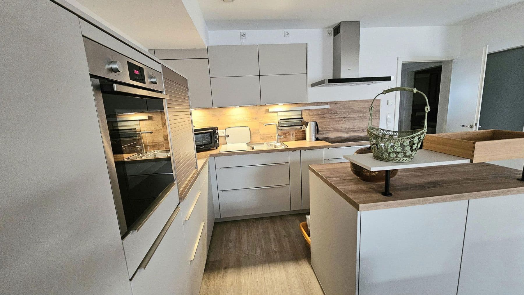 Prodej bytu 2+1 80 m², Nienhagen, Dolní Sasko Prodej bytu 2+1 80 m², Nienhagen, Dolní Sasko