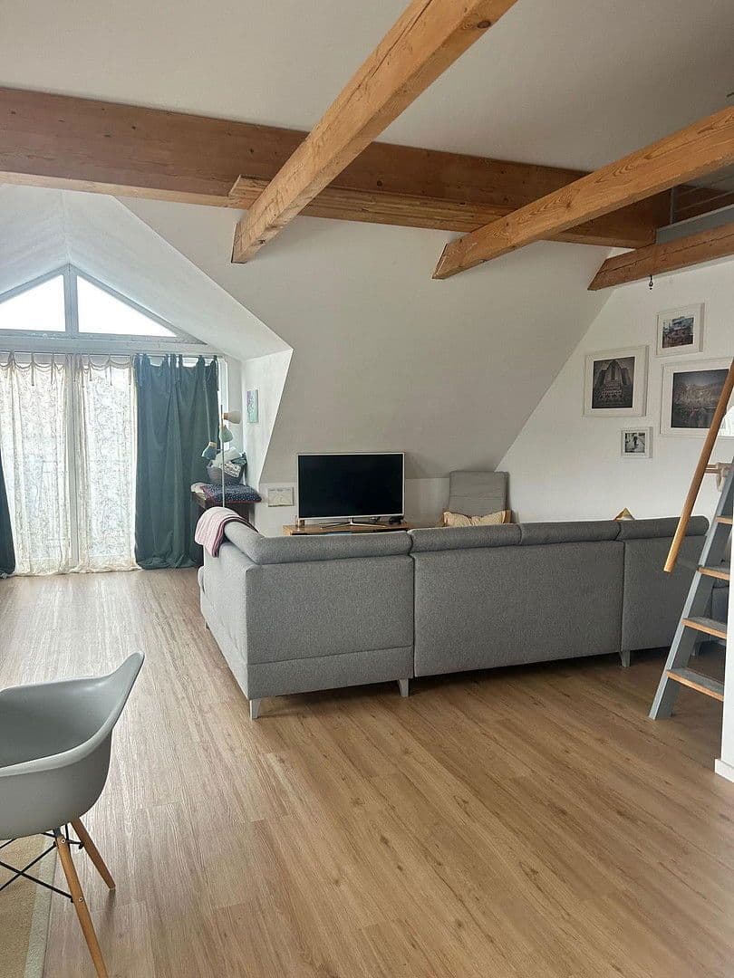 Pronájem bytu 3+1 90 m², Am Wiesengrund, Offenbach, Hessen Pronájem bytu 3+1 90 m², Am Wiesengrund, Offenbach, Hessen