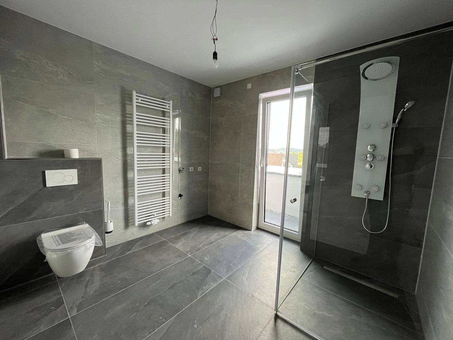 Pronájem bytu 4+1 163 m², Melle, Dolní Sasko Pronájem bytu 4+1 163 m², Melle, Dolní Sasko