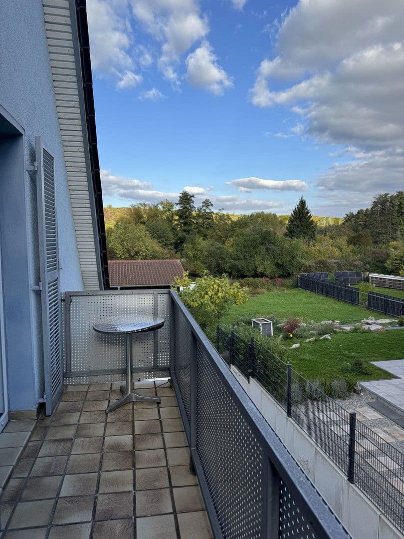 Pronájem domu 195 m², pozemek 350 m², Weinstrasse 181, Albersweiler, Porýní-Falc Pronájem domu 195 m², pozemek 350 m², Weinstrasse 181, Albersweiler, Porýní-Falc