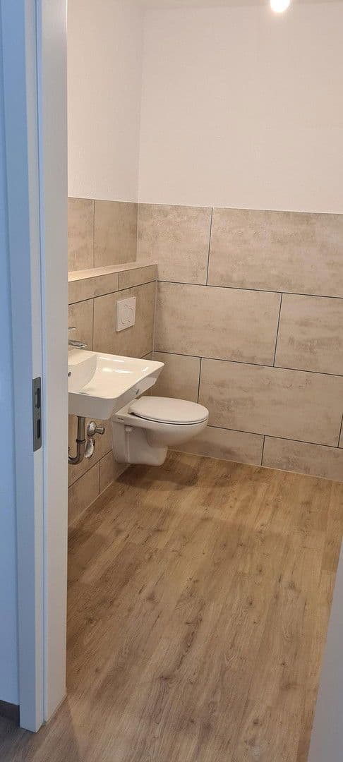 Pronájem bytu 3+1 87 m², Überlingen, Bádensko-Württembersko Pronájem bytu 3+1 87 m², Überlingen, Bádensko-Württembersko