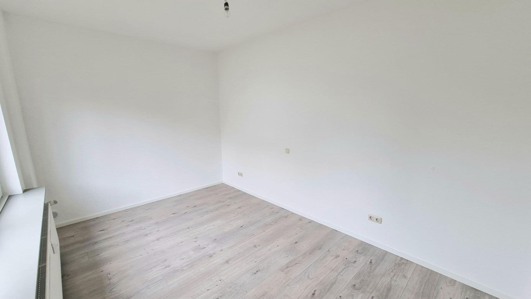 Pronájem bytu 2+1 60 m², Ilsede, Dolní Sasko Pronájem bytu 2+1 60 m², Ilsede, Dolní Sasko