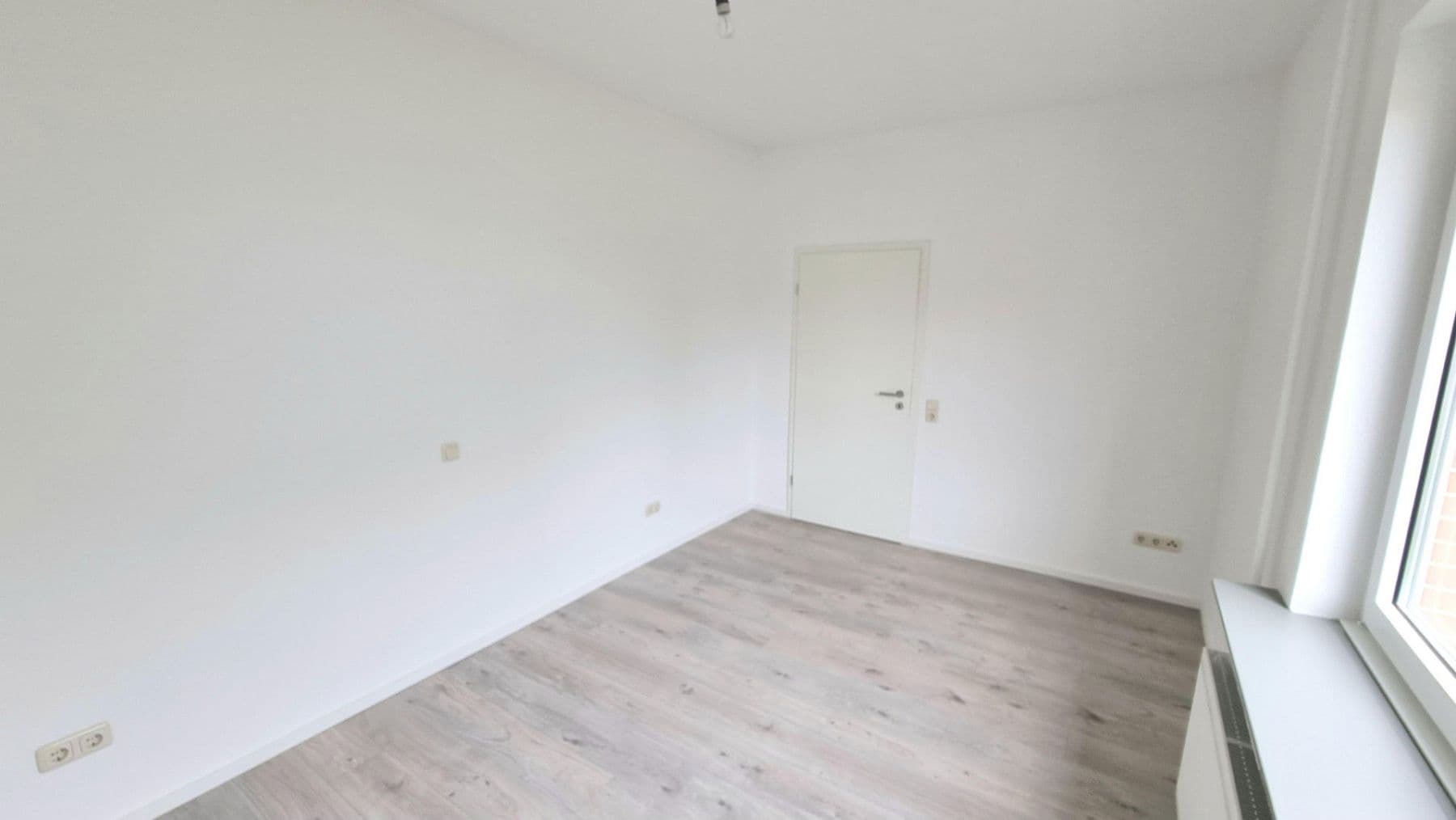 Pronájem bytu 2+1 60 m², Ilsede, Dolní Sasko Pronájem bytu 2+1 60 m², Ilsede, Dolní Sasko