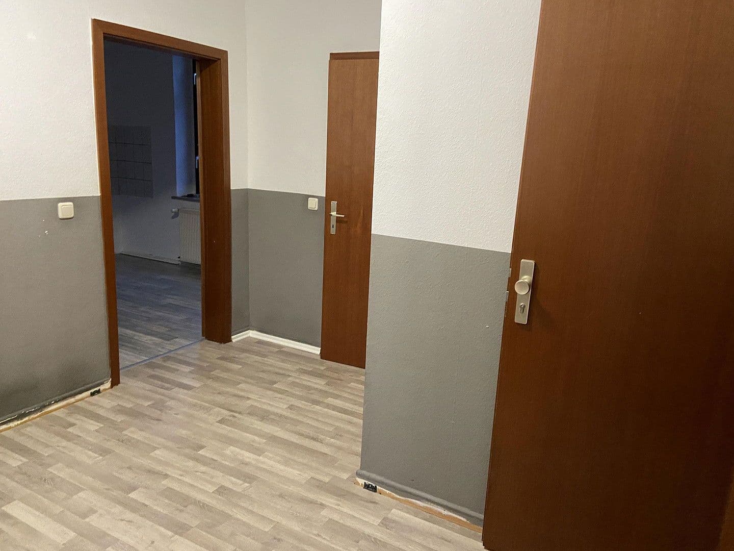 Pronájem bytu 5+1 105 m², Flurstr.41, Oberhausen, Severní Porýní-Vestfálsko Pronájem bytu 5+1 105 m², Flurstr.41, Oberhausen, Severní Porýní-Vestfálsko