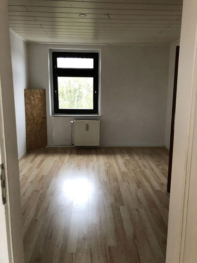 Pronájem bytu 5+1 105 m², Flurstr.41, Oberhausen, Severní Porýní-Vestfálsko Pronájem bytu 5+1 105 m², Flurstr.41, Oberhausen, Severní Porýní-Vestfálsko