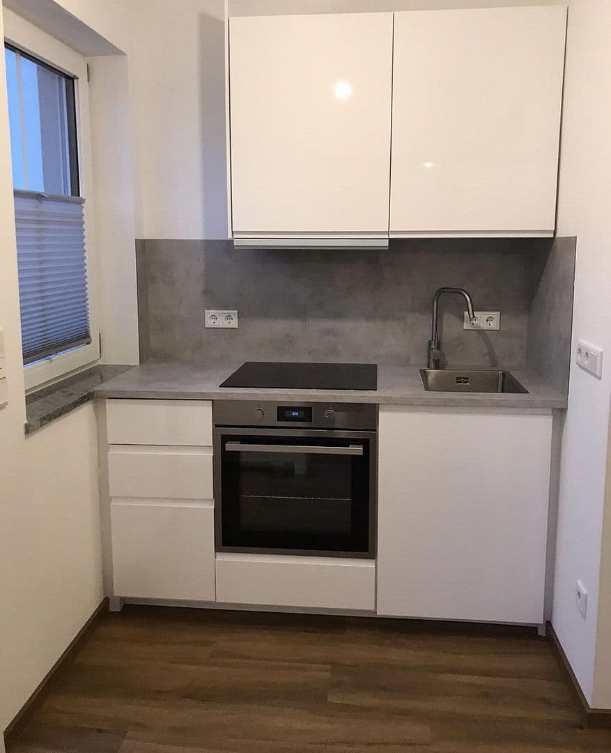 Pronájem bytu 2+1 34 m², Pfatter, Bavorsko Pronájem bytu 2+1 34 m², Pfatter, Bavorsko