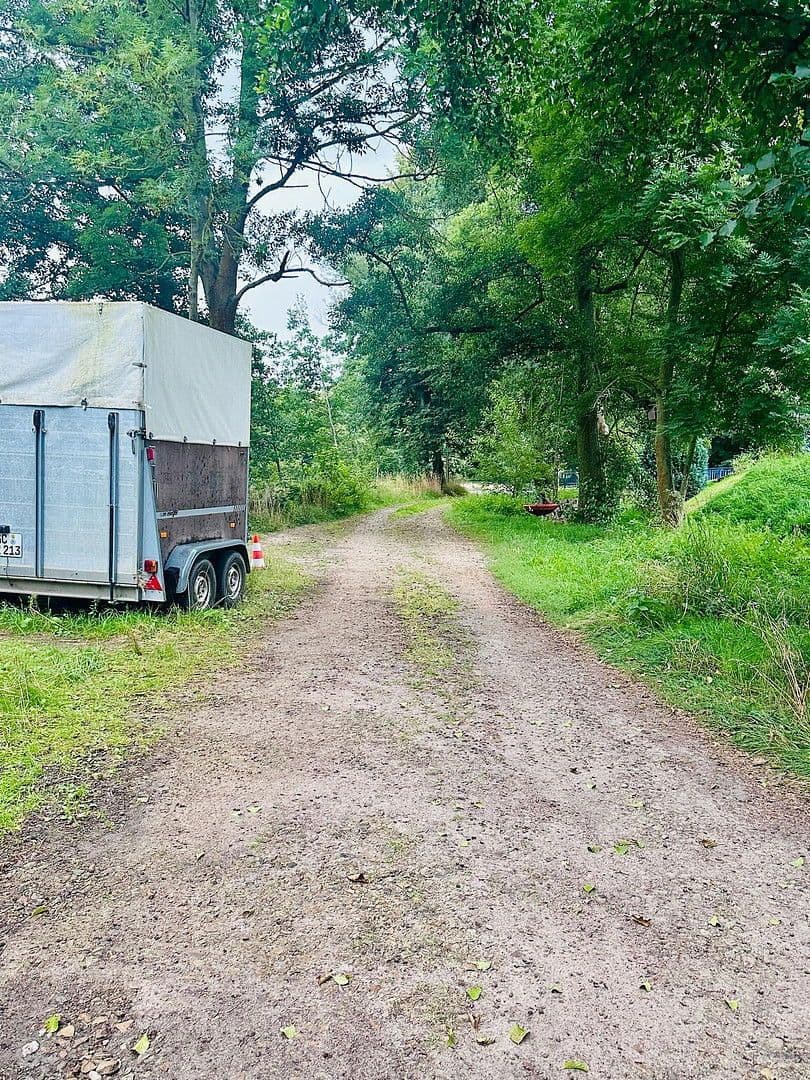 Prodej domu 260 m², pozemek 9.000 m², Glauchauer Straße 12, Glauchau, Sasko Prodej domu 260 m², pozemek 9.000 m², Glauchauer Straße 12, Glauchau, Sasko