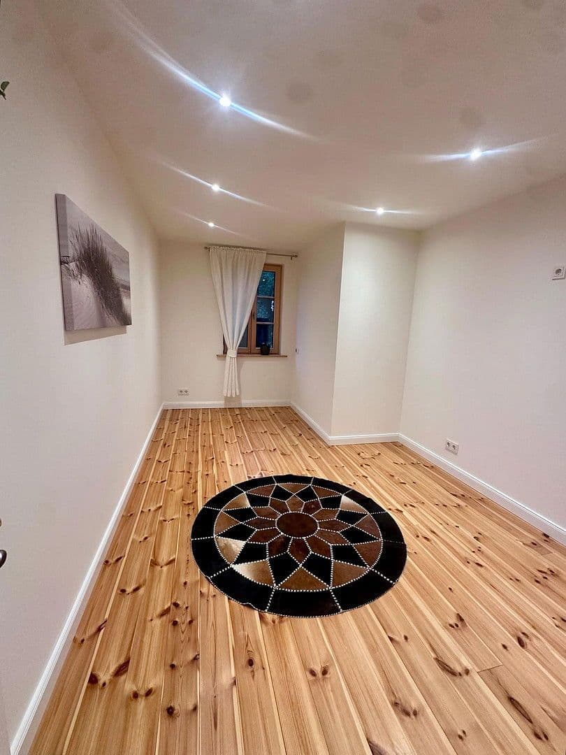 Prodej domu 260 m², pozemek 9.000 m², Glauchauer Straße 12, Glauchau, Sasko Prodej domu 260 m², pozemek 9.000 m², Glauchauer Straße 12, Glauchau, Sasko