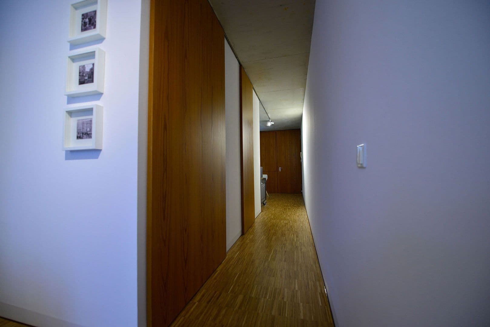 Pronájem bytu 1+kk 36 m², Köln, Severní Porýní-Vestfálsko Pronájem bytu 1+kk 36 m², Köln, Severní Porýní-Vestfálsko