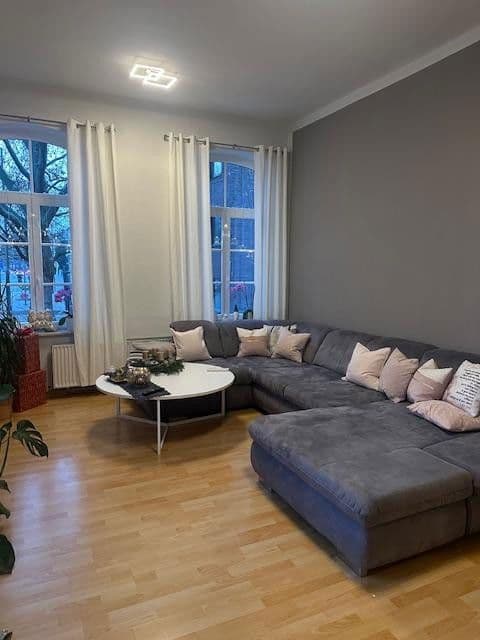 Pronájem bytu 4+1 126 m², Uhlemeyerstr. 15, Hannover, Dolní Sasko Pronájem bytu 4+1 126 m², Uhlemeyerstr. 15, Hannover, Dolní Sasko