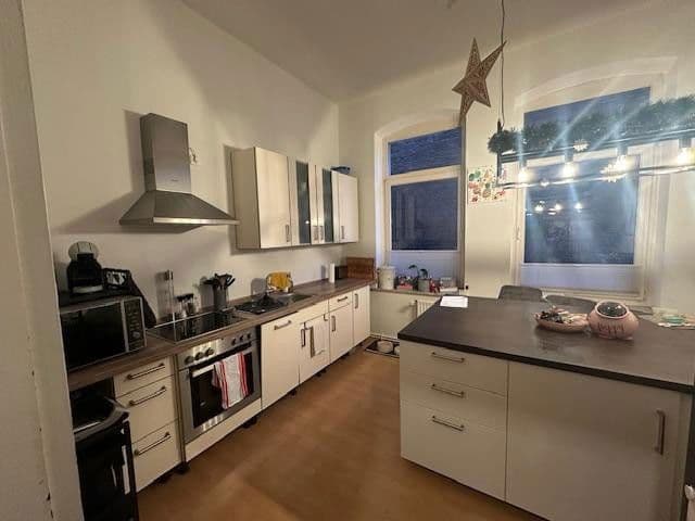 Pronájem bytu 4+1 126 m², Uhlemeyerstr. 15, Hannover, Dolní Sasko Pronájem bytu 4+1 126 m², Uhlemeyerstr. 15, Hannover, Dolní Sasko