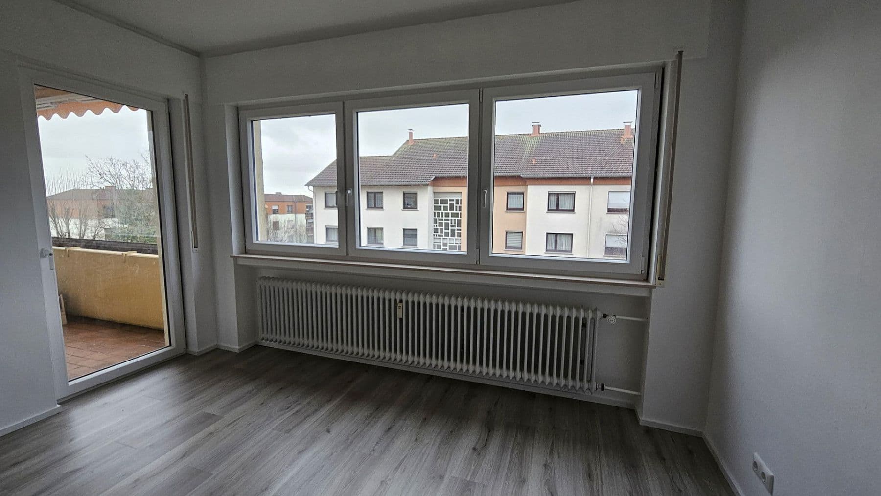 Pronájem bytu 2+1 67 m², Berliner Straße 64, Steinbach (Taunus), Hessen Pronájem bytu 2+1 67 m², Berliner Straße 64, Steinbach (Taunus), Hessen