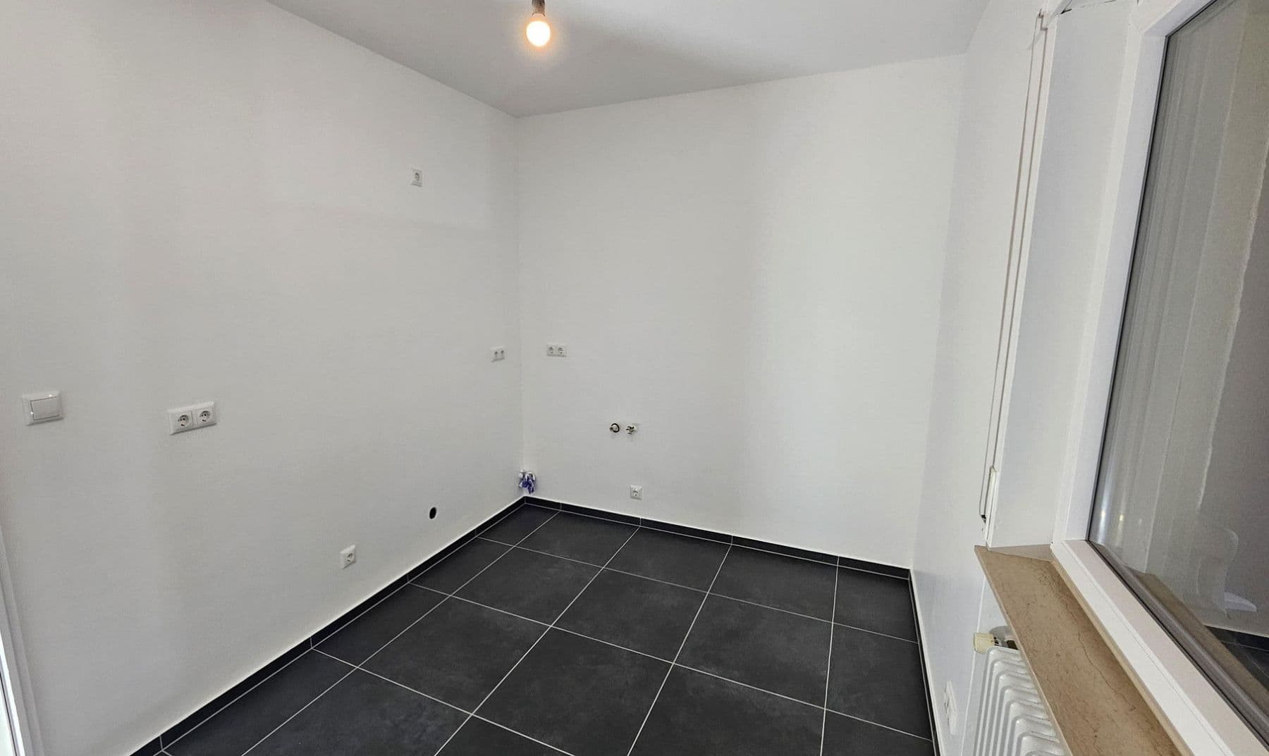 Pronájem bytu 2+1 67 m², Berliner Straße 64, Steinbach (Taunus), Hessen Pronájem bytu 2+1 67 m², Berliner Straße 64, Steinbach (Taunus), Hessen