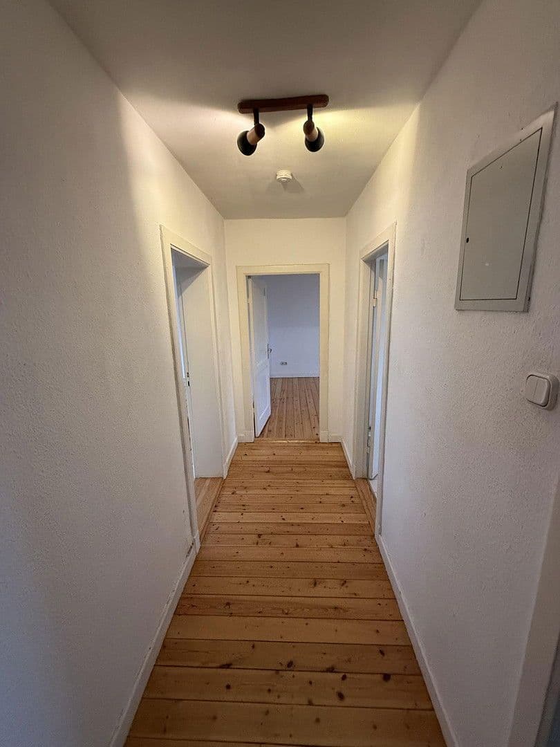 Pronájem bytu 2+1 60 m², Waitzstraße 30, Kiel, Šlesvicko-Holštýnsko Pronájem bytu 2+1 60 m², Waitzstraße 30, Kiel, Šlesvicko-Holštýnsko