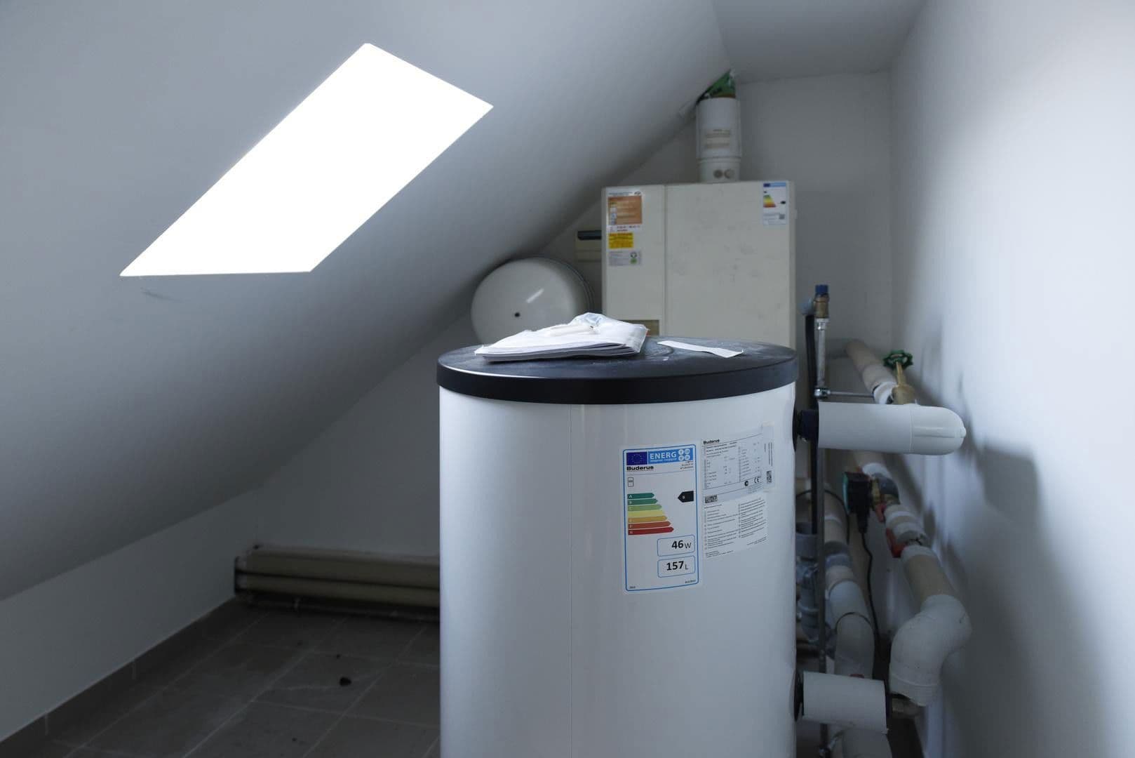 Prodej domu 189 m², pozemek 780 m², Adelsdorf, Bavorsko Prodej domu 189 m², pozemek 780 m², Adelsdorf, Bavorsko