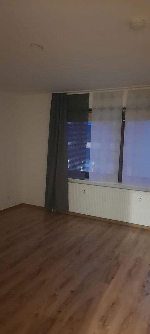 Pronájem bytu 3+1 78 m², Schlachthofstraße 9, Häfen - Bremerhaven, Bremen Pronájem bytu 3+1 78 m², Schlachthofstraße 9, Häfen - Bremerhaven, Bremen