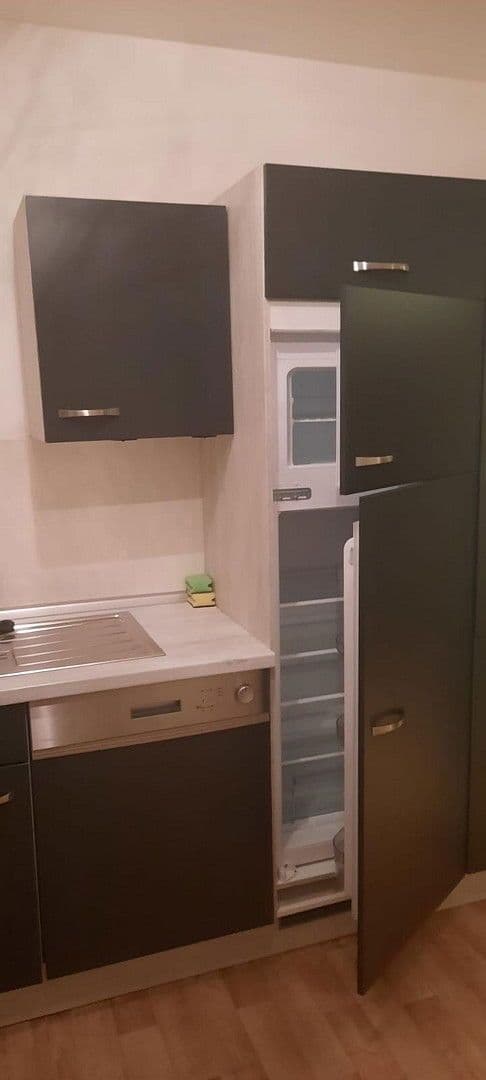 Pronájem bytu 3+1 78 m², Schlachthofstraße 9, Häfen - Bremerhaven, Bremen Pronájem bytu 3+1 78 m², Schlachthofstraße 9, Häfen - Bremerhaven, Bremen