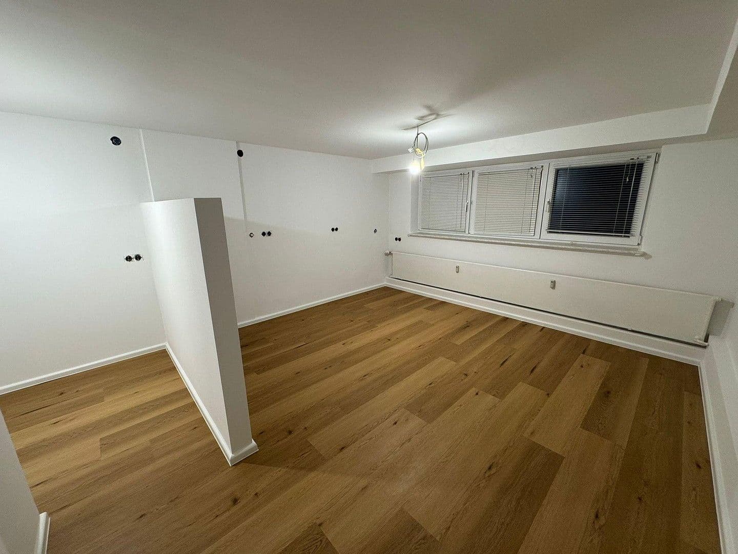 Pronájem bytu 3+1 101 m², Polcher Straße 25, Mayen, Porýní-Falc Pronájem bytu 3+1 101 m², Polcher Straße 25, Mayen, Porýní-Falc